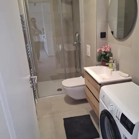 Prvi Red Do Mora Apartmán Zablaće