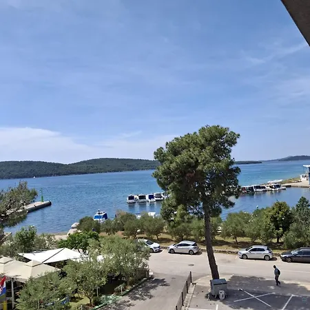 Prvi Red Do Mora * Zablaće