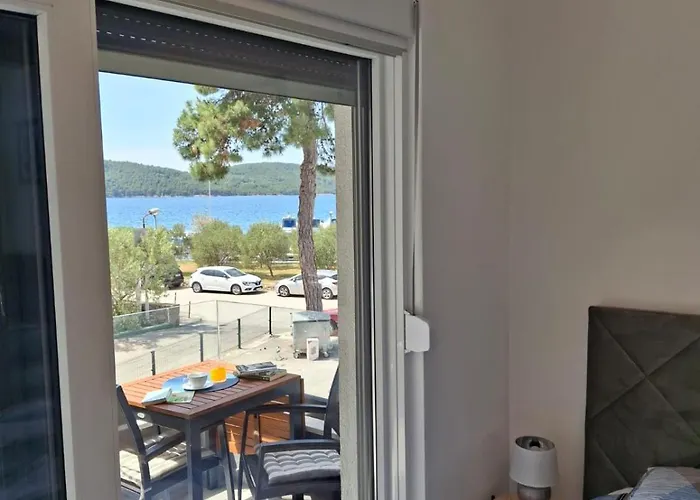 Prvi Red Do Mora Apartmán Zablaće