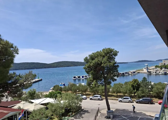 Prvi Red Do Mora * Zablaće